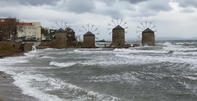 ΘΥΕΛΛΩΔΕΙΣ ΑΝΕΜΟΙ ΚΑΙ ΣΤΗ ΧΙΟ – ΟΔΗΓΙΕΣ ΠΡΟΣΤΑΣΙΑΣ